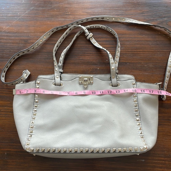 Grey rockstud tote faux pebble leather bag silver closure with rockstudded strap - Picture 5 of 8